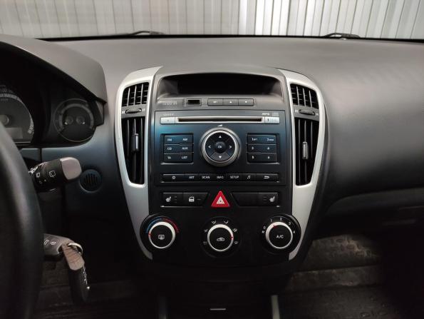 Kia Ceed I Рестайлинг с пробегом 2012 года, цена 750 000 рублей, 168430 км, универсал, Автокод Объявления