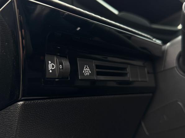 Peugeot 508 II с пробегом 2019 года, цена 1 695 000 рублей, 143015 км, универсал, Автокод Объявления