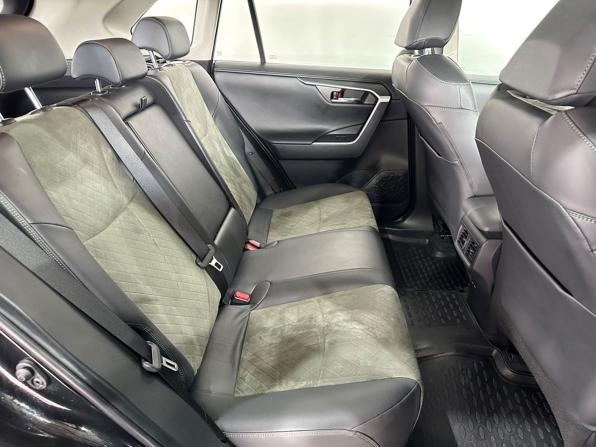 Toyota RAV4 V (XA50) с пробегом 2025 года, цена 3 850 000 рублей, 15000 км, внедорожник, Автокод Объявления