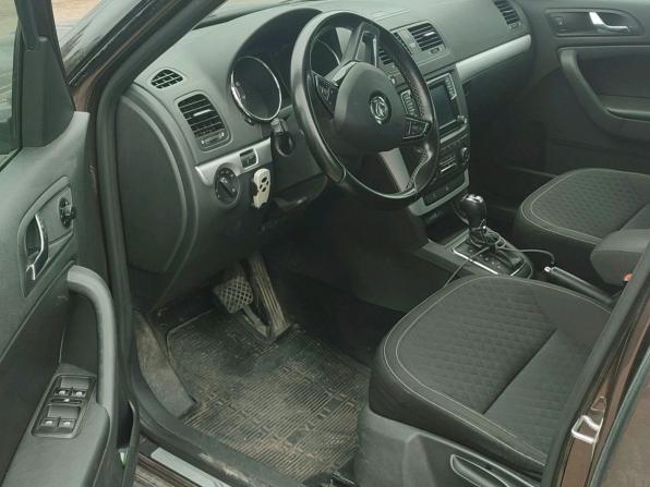 Skoda Yeti I Рестайлинг с пробегом 2016 года, цена 1 350 000 рублей, 159000 км, внедорожник, Автокод Объявления