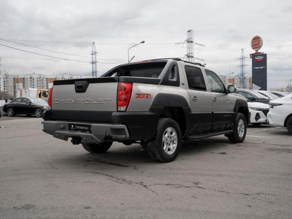 Chevrolet Avalanche I с пробегом 2002 года, цена 1 145 000 рублей, 243906 км, пикап, Автокод Объявления