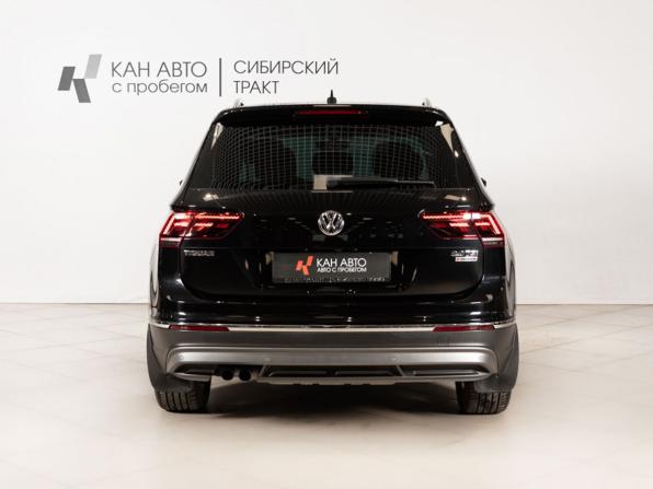 Volkswagen Tiguan II с пробегом 2017 года, цена 2 800 000 рублей, 107000 км, внедорожник, Автокод Объявления