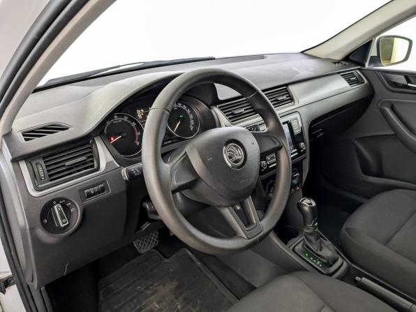 Skoda Rapid I Рестайлинг с пробегом 2019 года, цена 1 299 000 рублей, 134689 км, лифтбек, Автокод Объявления