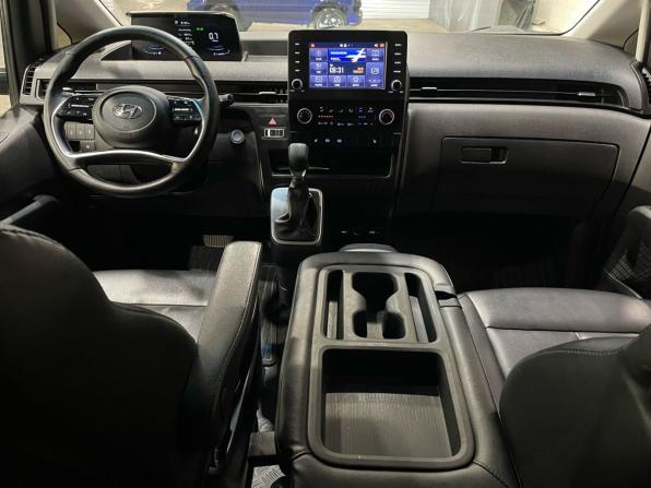 Hyundai Staria I с пробегом 2021 года, цена 4 490 000 рублей, 99650 км, минивэн, Автокод Объявления