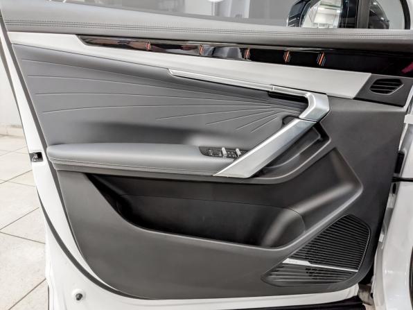Geely Atlas II с пробегом 2024 года, цена 3 100 000 рублей, 15923 км, внедорожник, Автокод Объявления