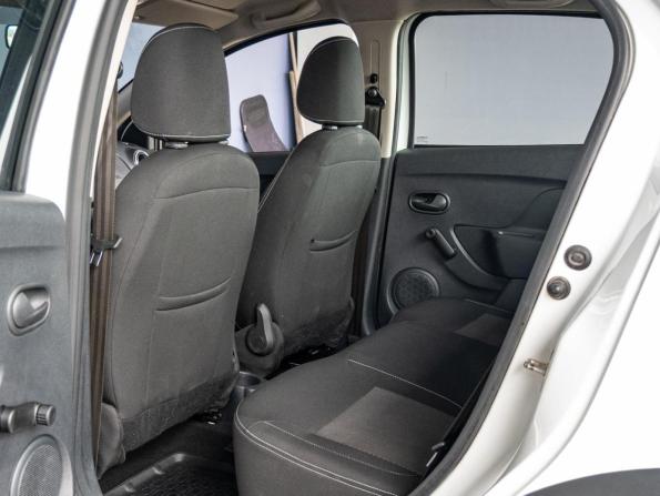 Renault Logan II Рестайлинг с пробегом 2022 года, цена 1 170 000 рублей, 81404 км, седан, Автокод Объявления