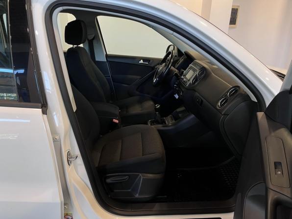 Volkswagen Tiguan I Рестайлинг с пробегом 2012 года, цена 1 340 000 рублей, 103809 км, внедорожник, Автокод Объявления