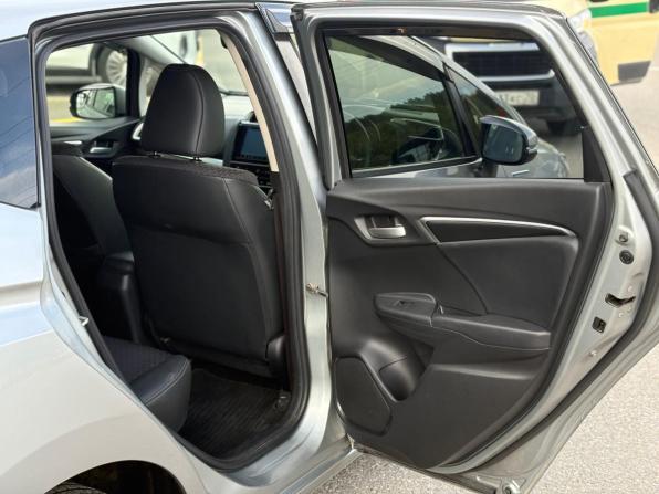 Honda Fit III с пробегом 2013 года, цена 932 000 рублей, 138568 км, хэтчбек, Автокод Объявления