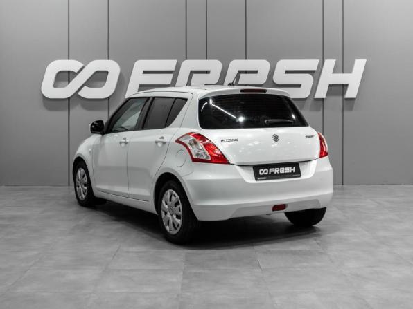 Suzuki Swift IV с пробегом 2013 года, цена 1 000 000 рублей, 128091 км, хэтчбек, Автокод Объявления