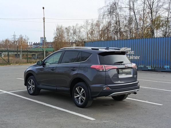 Toyota RAV4 IV (XA40) Рестайлинг с пробегом 2015 года, цена 2 328 000 рублей, 97217 км, внедорожник, Автокод Объявления