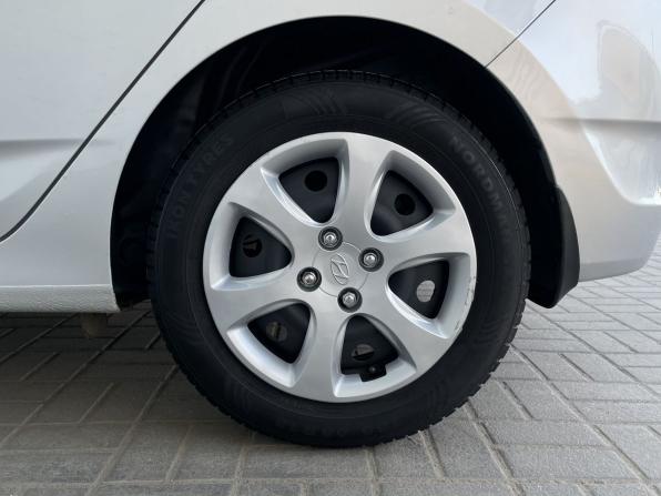 Hyundai Solaris I с пробегом 2013 года, цена 870 000 рублей, 128031 км, хэтчбек, Автокод Объявления