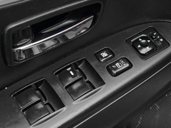 Mitsubishi ASX I с пробегом 2011 года, цена 940 000 рублей, 182293 км, внедорожник, Автокод Объявления