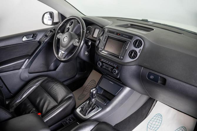Volkswagen Tiguan I с пробегом 2011 года, цена 1 329 000 рублей, 290376 км, внедорожник, Автокод Объявления
