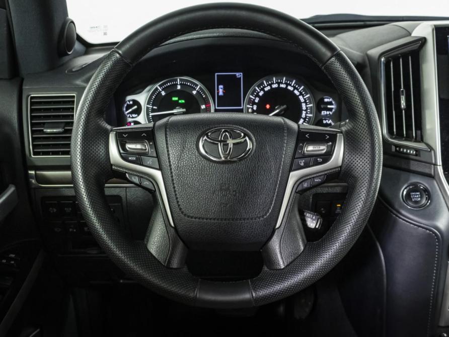 Toyota Land Cruiser 200 Series Рестайлинг 2 Москва  - изображение 12