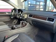 Volkswagen Touareg II Рестайлинг Санкт-Петербург  - изображение 26