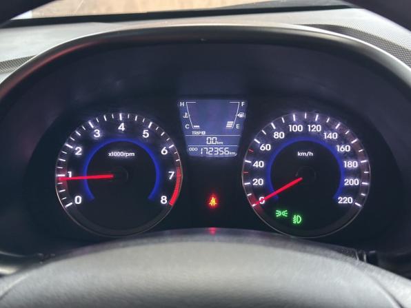 Hyundai Solaris I с пробегом 2013 года, цена 699 000 рублей, 172356 км, седан, Автокод Объявления