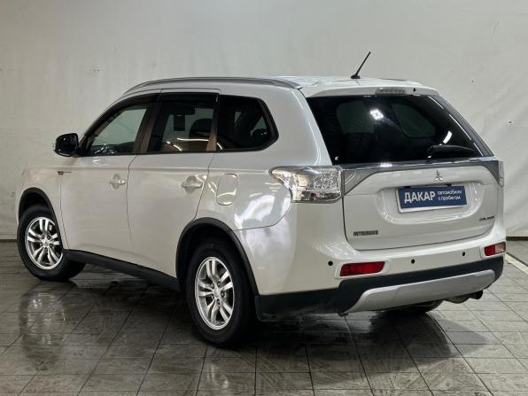 Mitsubishi Outlander III Рестайлинг с пробегом 2014 года, цена 1 310 000 рублей, 181300 км, внедорожник, Автокод Объявления