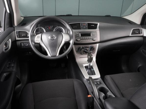 Nissan Tiida II с пробегом 2015 года, цена 1 098 000 рублей, 185117 км, хэтчбек, Автокод Объявления