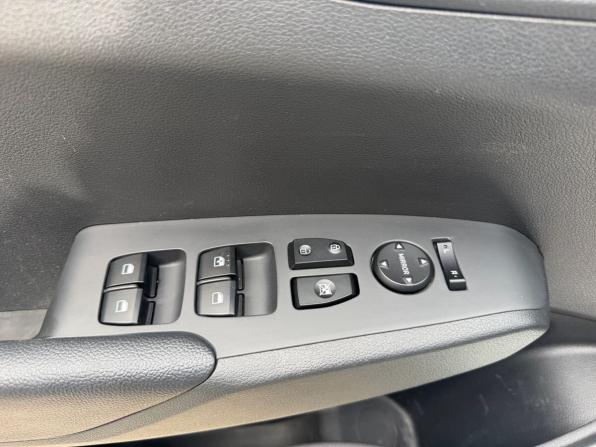 Hyundai Solaris II Рестайлинг с пробегом 2021 года, цена 1 620 000 рублей, 92092 км, седан, Автокод Объявления