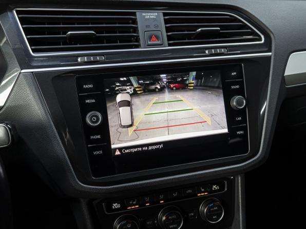 Volkswagen Tiguan II с пробегом 2019 года, цена 2 000 000 рублей, 156711 км, внедорожник, Автокод Объявления