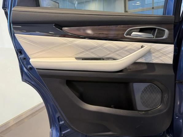 Exeed VX I с пробегом 2022 года, цена 2 340 000 рублей, 74199 км, внедорожник, Автокод Объявления