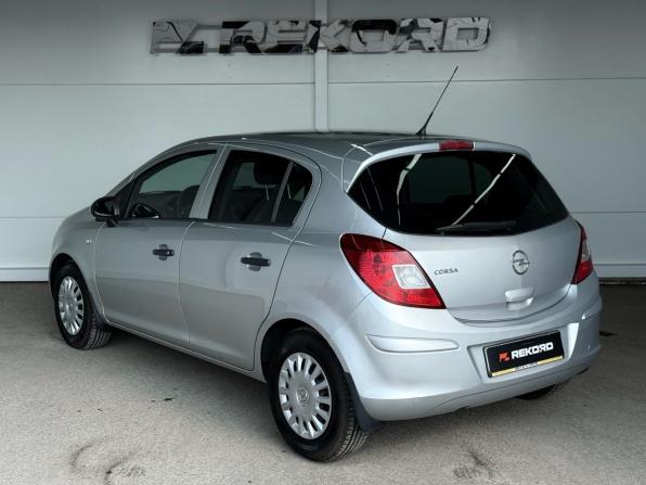 Opel Corsa D Рестайлинг II с пробегом 2013 года, цена 729 000 рублей, 165693 км, хэтчбек, Автокод Объявления