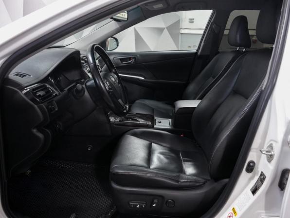 Toyota Camry VII (XV50) Рестайлинг с пробегом 2015 года, цена 1 710 000 рублей, 202000 км, седан, Автокод Объявления