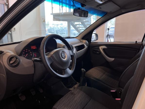 Renault Sandero I с пробегом 2013 года, цена 470 000 рублей, 236812 км, хэтчбек, Автокод Объявления