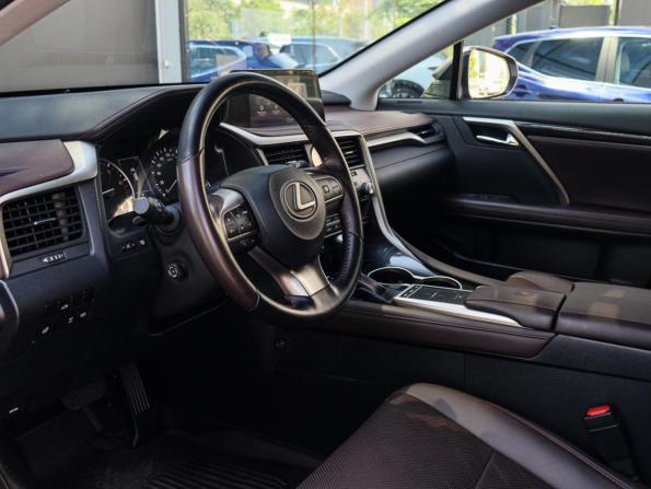 Lexus RX IV Рестайлинг с пробегом 2020 года, цена 5 750 000 рублей, 30323 км, внедорожник, Автокод Объявления