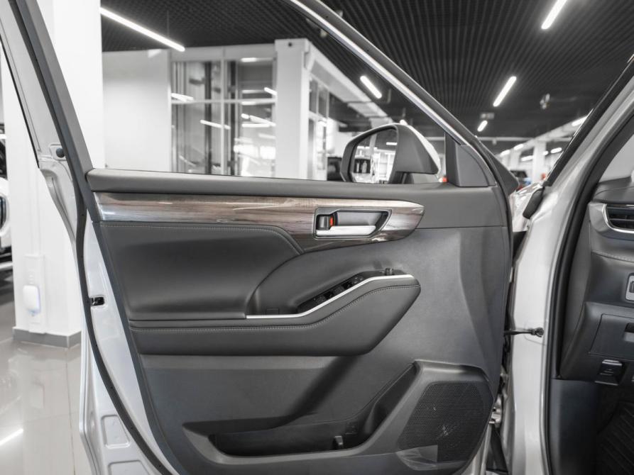 Toyota Highlander IV (XU70) Москва  - изображение 14