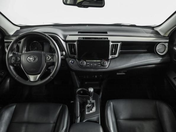 Toyota RAV4 IV (XA40) Рестайлинг с пробегом 2015 года, цена 2 099 000 рублей, 198274 км, внедорожник, Автокод Объявления