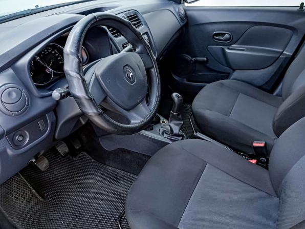 Renault Logan II с пробегом 2016 года, цена 769 000 рублей, 65580 км, седан, Автокод Объявления