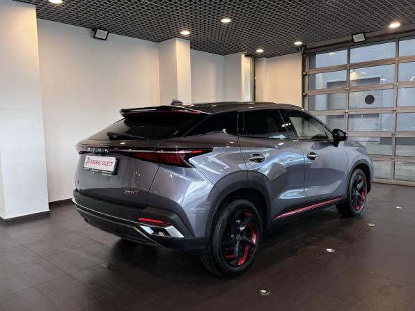 Omoda C5 I с пробегом 2024 года, цена 2 000 000 рублей, 43758 км, внедорожник, Автокод Объявления