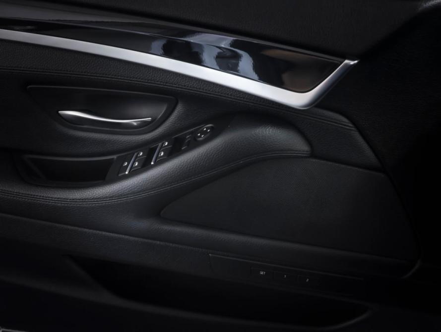 BMW 5 серии VI (F10/F11/F07) Рестайлинг Москва  - изображение 18