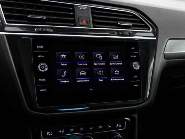 Volkswagen Tiguan II с пробегом 2019 года, цена 3 275 000 рублей, 62658 км, внедорожник, Автокод Объявления