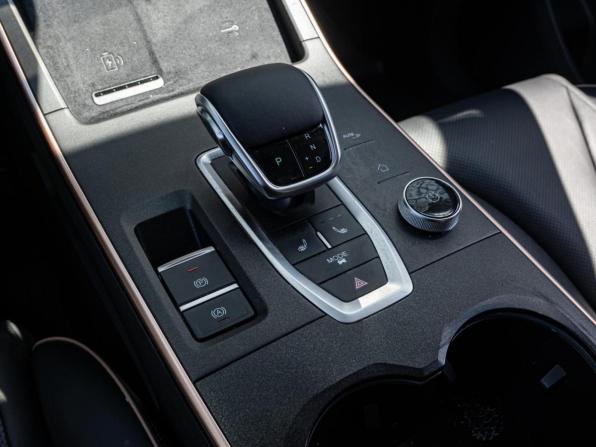 Omoda C5 I Рестайлинг с пробегом 2024 года, цена 2 225 000 рублей, 17502 км, внедорожник, Автокод Объявления
