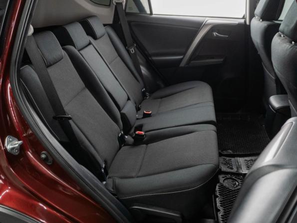 Toyota RAV4 IV (XA40) Рестайлинг с пробегом 2018 года, цена 2 550 000 рублей, 96555 км, внедорожник, Автокод Объявления
