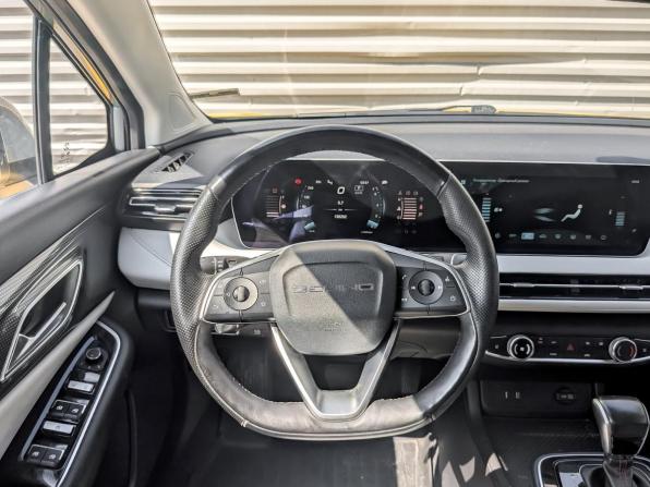 BAIC U5 Plus с пробегом 2024 года, цена 895 000 рублей, 138282 км, седан, Автокод Объявления