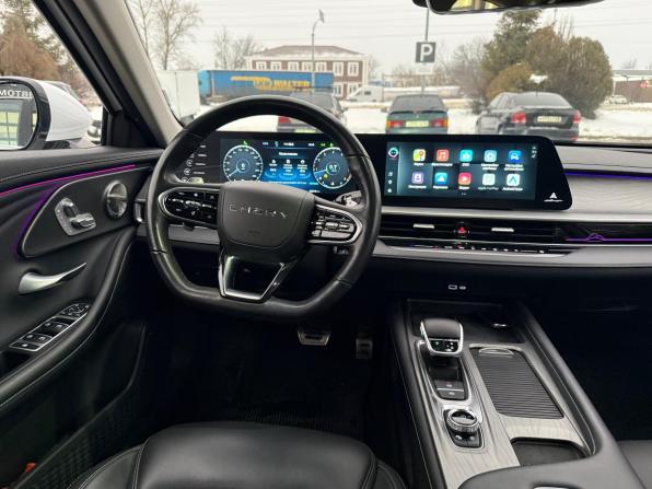 Chery Arrizo 8 с пробегом 2023 года, цена 2 400 000 рублей, 43618 км, седан, Автокод Объявления