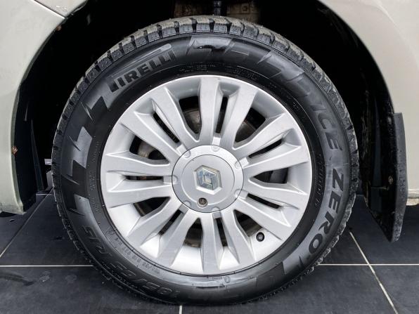 Renault Logan II с пробегом 2016 года, цена 840 000 рублей, 139957 км, седан, Автокод Объявления