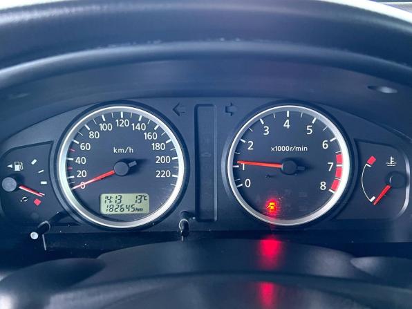 Nissan Almera II (N16) Рестайлинг с пробегом 2004 года, цена 375 000 рублей, 182600 км, хэтчбек, Автокод Объявления