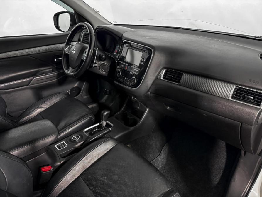 Mitsubishi Outlander III Санкт-Петербург  - изображение 13