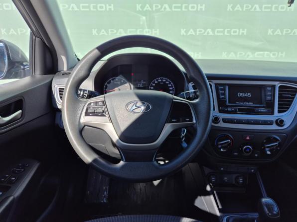 Hyundai Solaris II с пробегом 2019 года, цена 1 235 000 рублей, 116905 км, седан, Автокод Объявления