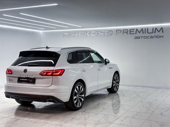 Volkswagen Touareg III с пробегом 2018 года, цена 5 350 000 рублей, 111049 км, внедорожник, Автокод Объявления