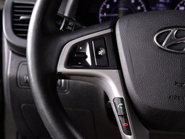 Hyundai Solaris I Рестайлинг с пробегом 2015 года, цена 965 000 рублей, 139008 км, хэтчбек, Автокод Объявления