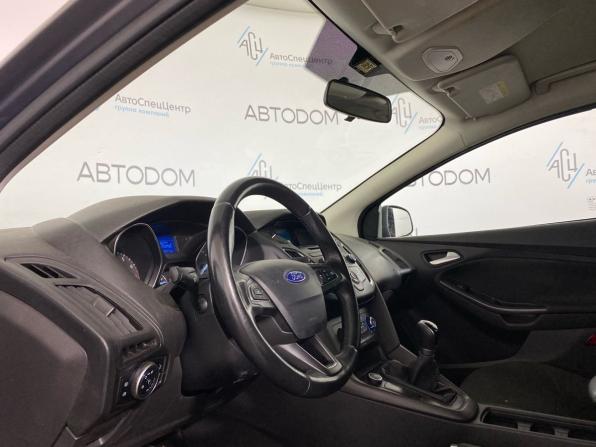 Ford Focus III Рестайлинг с пробегом 2015 года, цена 890 000 рублей, 145076 км, хэтчбек, Автокод Объявления