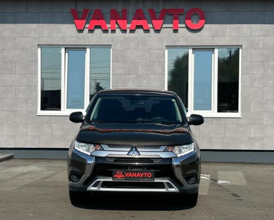 Mitsubishi Outlander III Рестайлинг 3 с пробегом 2018 года, цена 2 035 000 рублей, 84800 км, внедорожник, Автокод Объявления