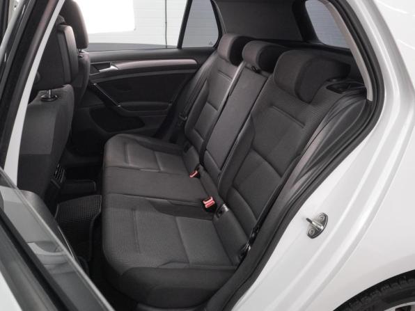 Volkswagen Golf VII с пробегом 2013 года, цена 949 000 рублей, 213588 км, хэтчбек, Автокод Объявления