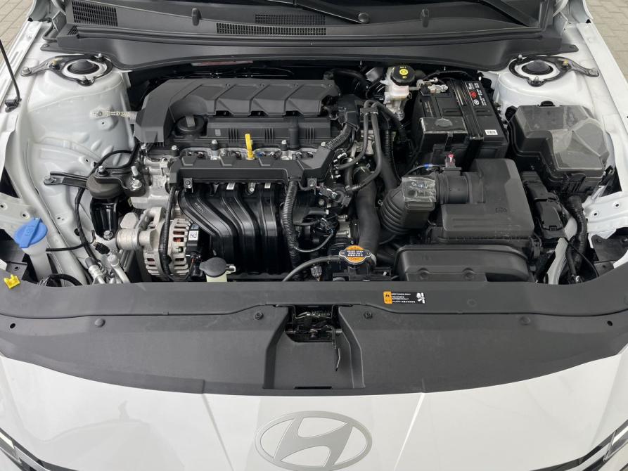 Hyundai Elantra VII (CN7) Рестайлинг Екатеринбург  - изображение 11