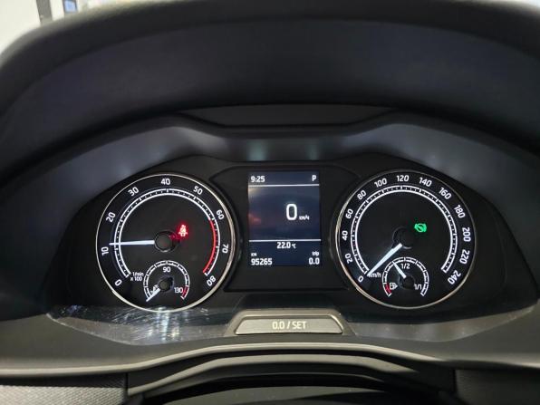 Skoda Rapid II с пробегом 2021 года, цена 1 799 000 рублей, 95265 км, лифтбек, Автокод Объявления